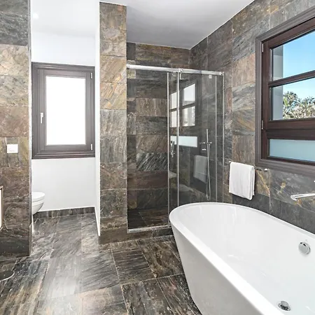 Vila Cortijo Blanco *