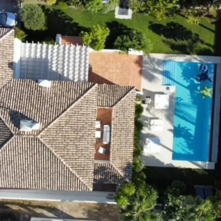 Cortijo Blanco Vila *