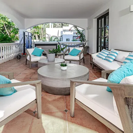 Cortijo Blanco Villa *